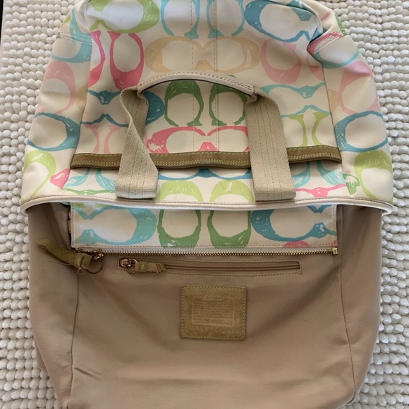 Coach Signature Hampton Pastel Scribe Tote - Picture 9 of 14
